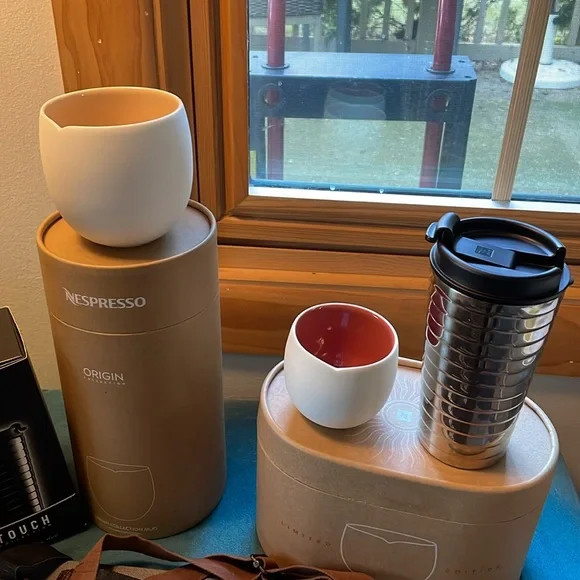 Nespresso Bundle NWOT- with boxes and original packaging! - Picture 4 of 6